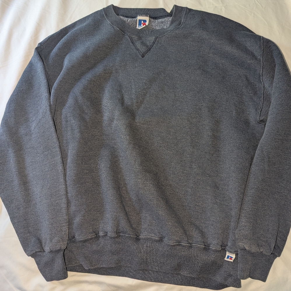 Vintage Russell Men's XL Blank Navy Blue Crew Neck Sweatshirt‎